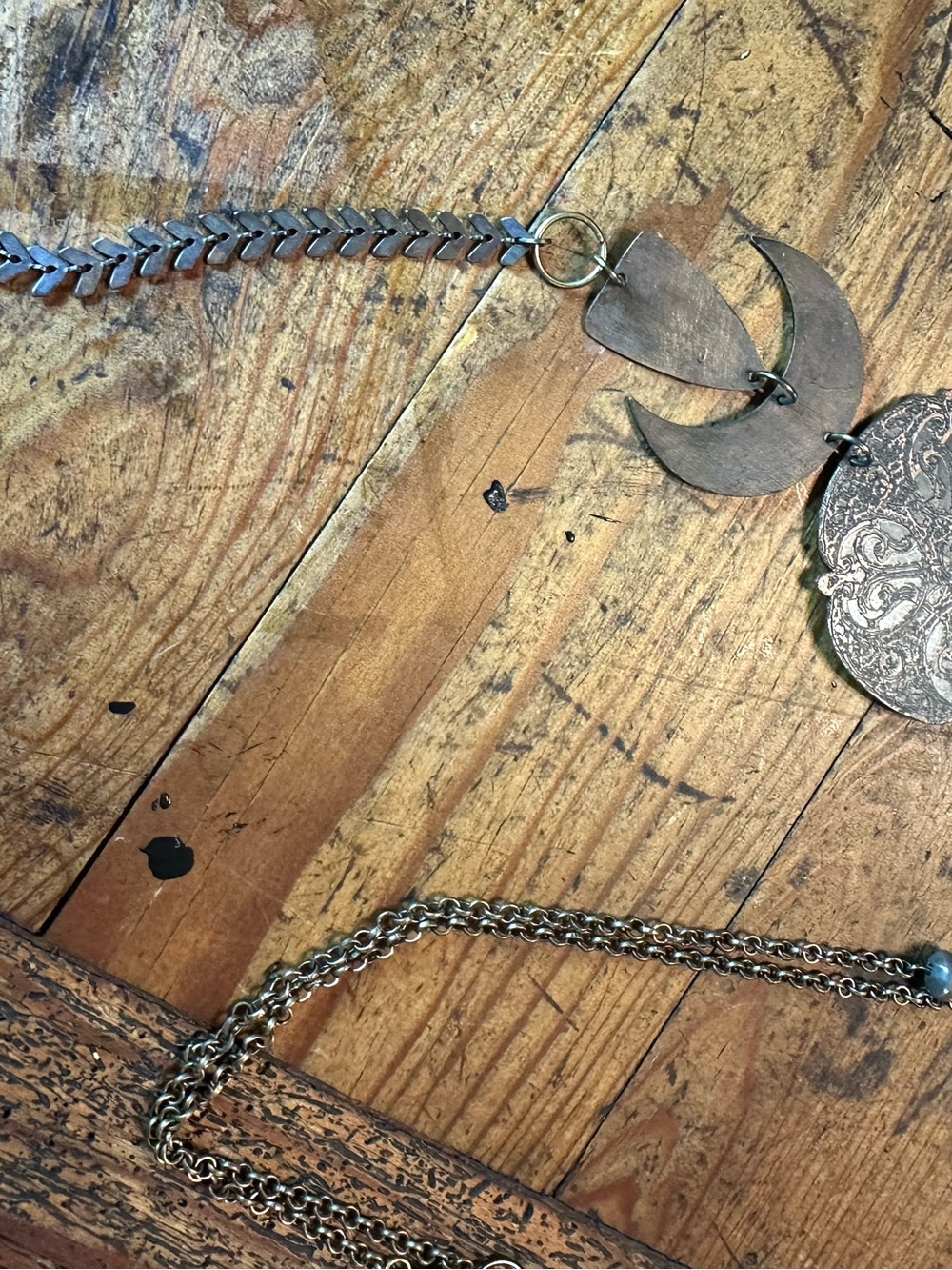 upcycled rustic necklace - Picture 4 of 7
